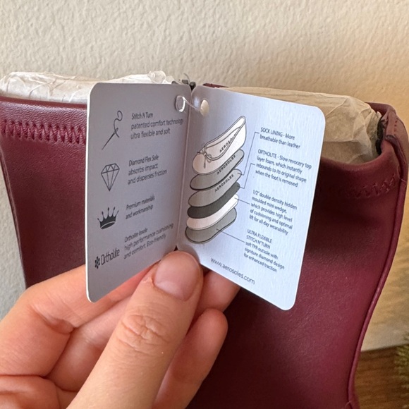 New! AEROSOLES Chic Burgundy Heeled Boots - Picture 3 of 4